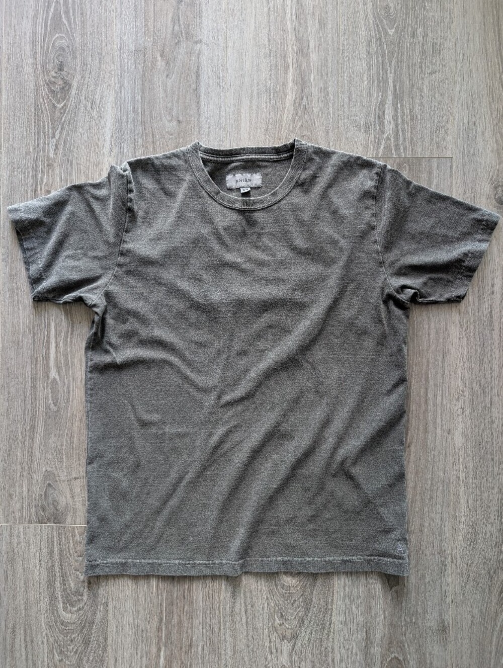 ANIAN Circular Crewneck Tee In Charcoal Grey, Made In Canada
